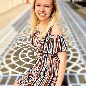 Meet your Posher, Kenzie